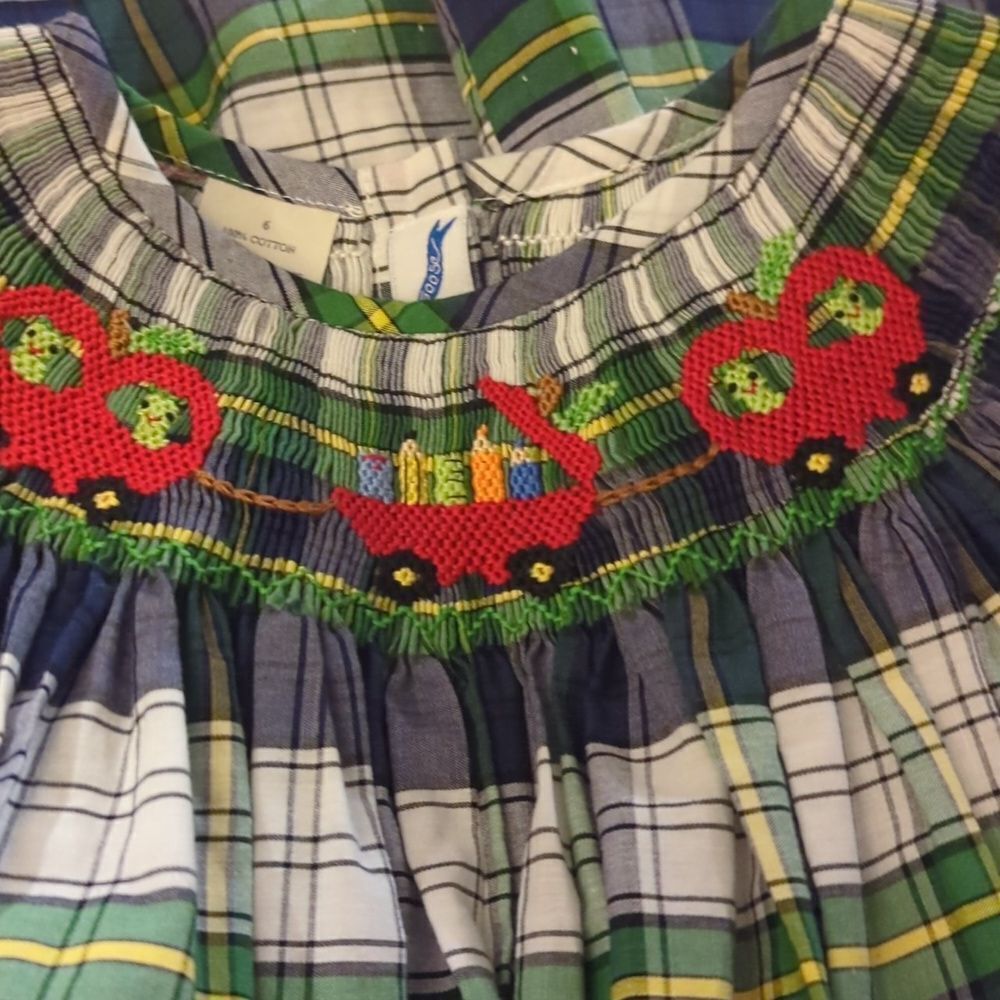 Vintage hand smocked plaid embroidered silly goose dress size 6‎ NWT